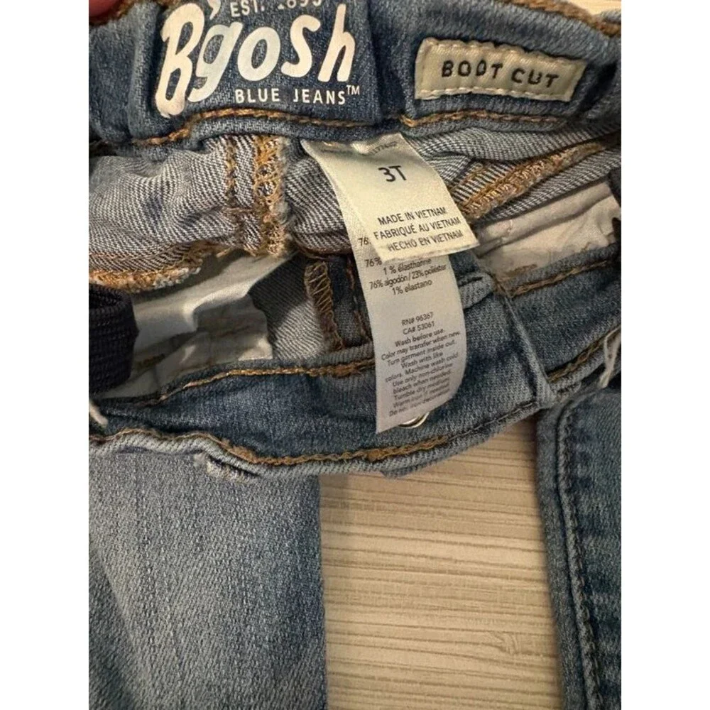 Oshkosh 3T bootcut jeans